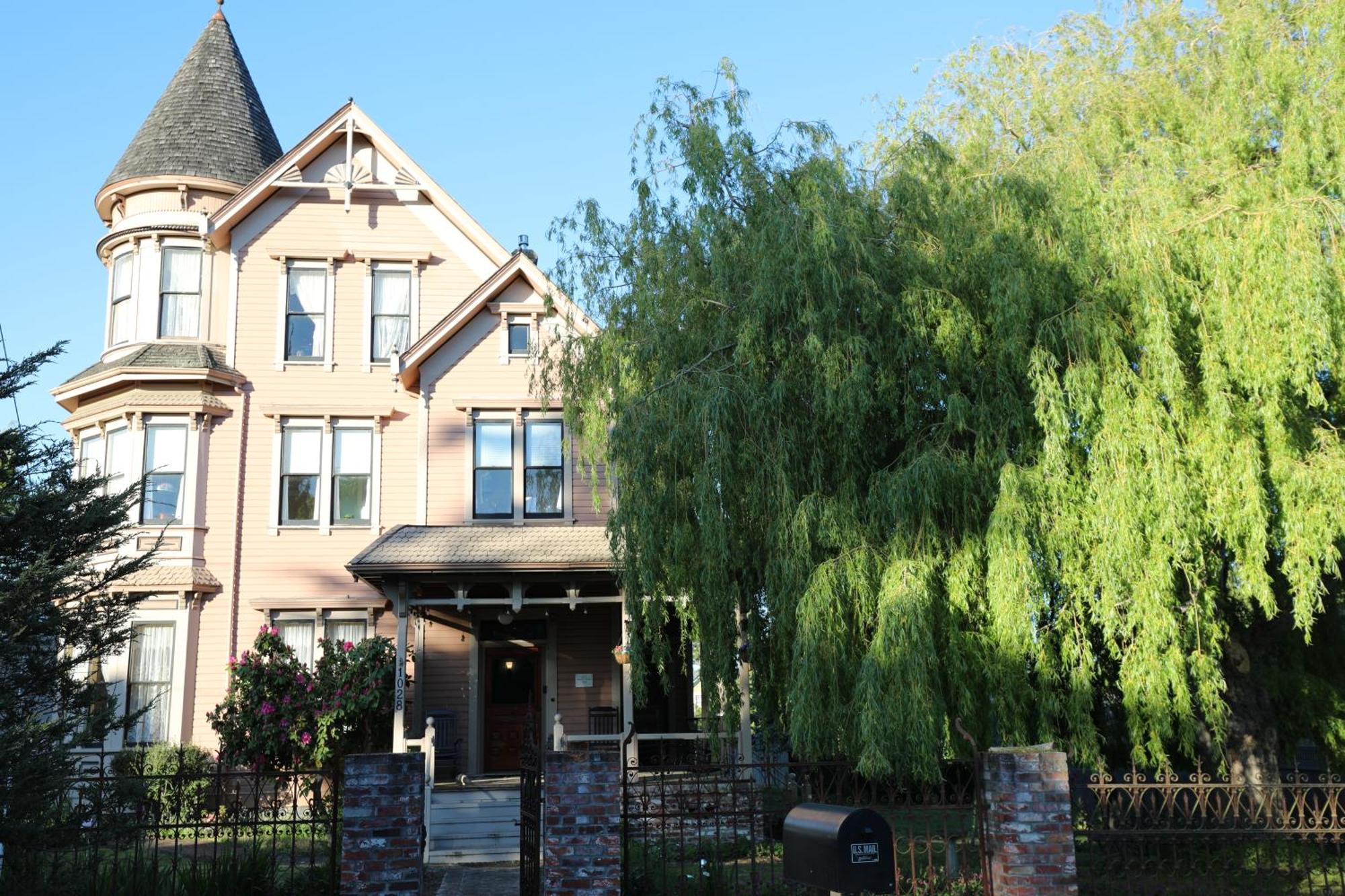 Adams Pragge House - Victorian Bed & Breakfast Port Townsend Exteriör bild